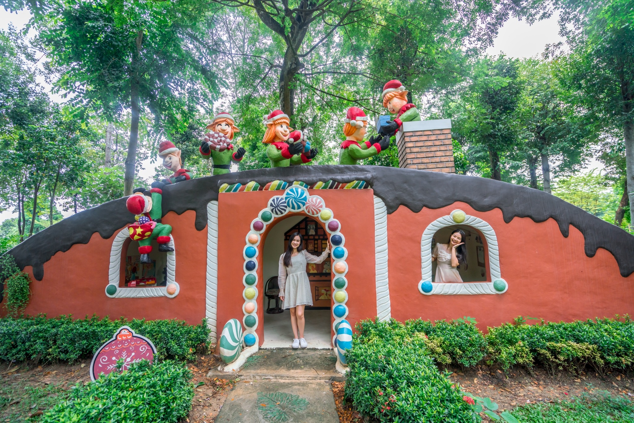 สวนสัตว์พฤกษา — บ้านขนมหวาน