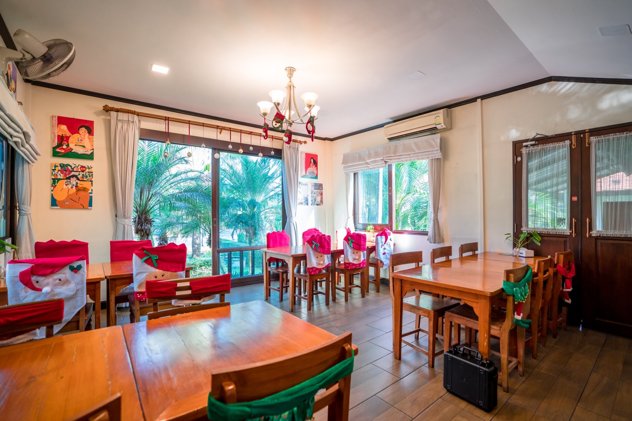 บรรยากาศภายใน — บ้านกาแฟฮอไรซั่น
